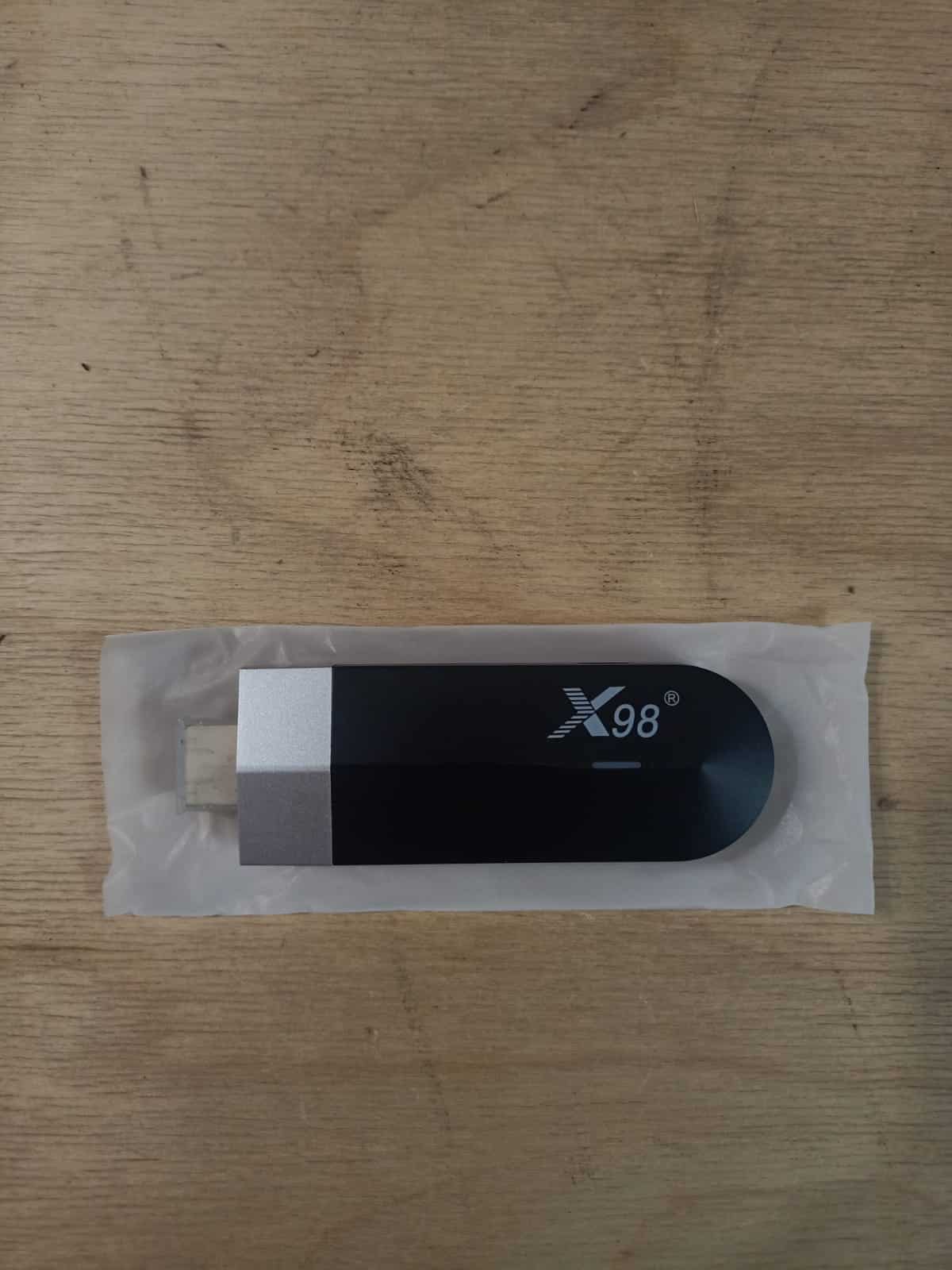 4GB+32GB Android 11 TV Stick 4K Ultra HD Streaming Media Player Quad-Core TV Box - Image 8